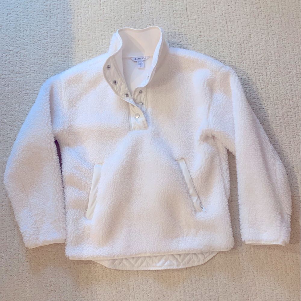 Athleta woman’s fleece pull over